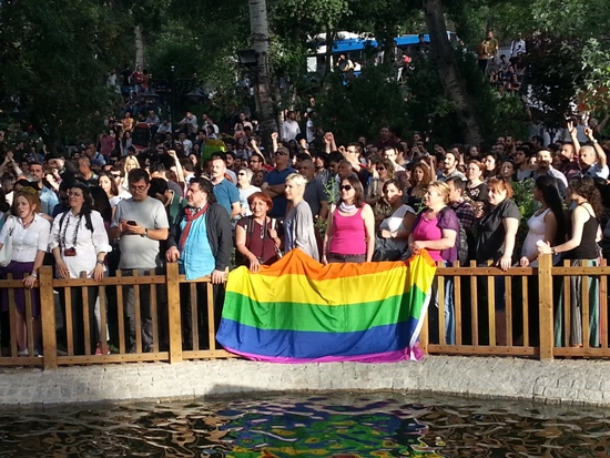 Diren Ayol Ankara, LGBT&rsquo;ler Parklarda! Kaos GL - LGBTİ+ Haber Portalı